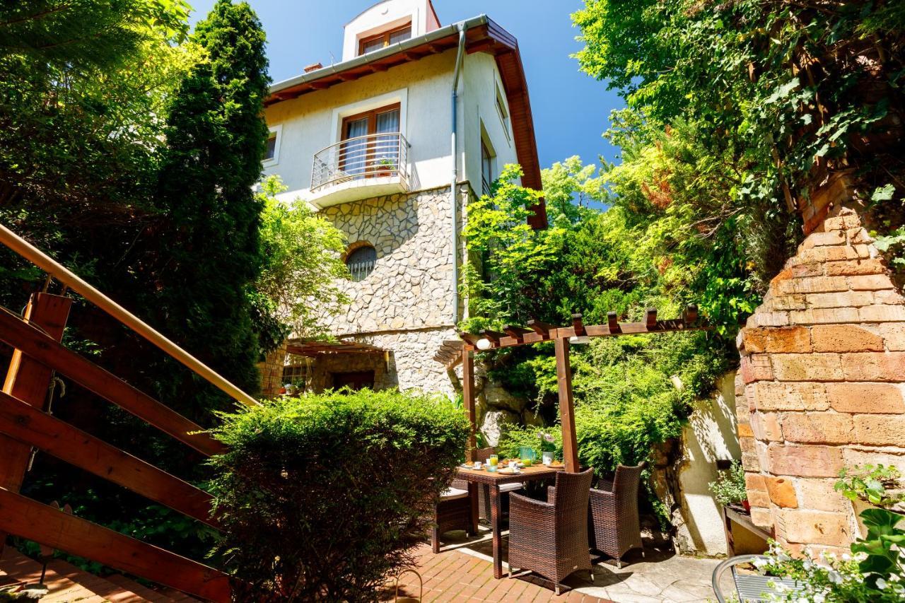 Villa Muzsa Deluxe Balatonfured Exterior photo