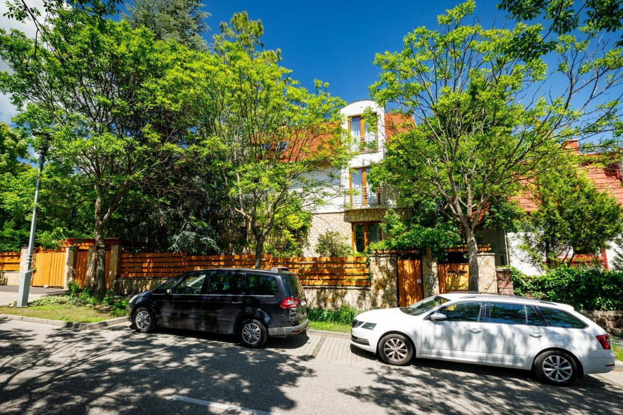 Villa Muzsa Deluxe Balatonfured Exterior photo